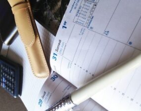 Work schedule template in excel featured